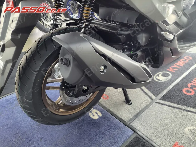 HONDA FORZA 350 - фото 6