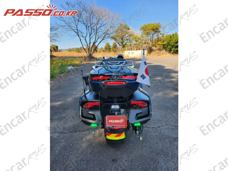 BRP CAN-AM SPYDER RT LIMITED - фото 2