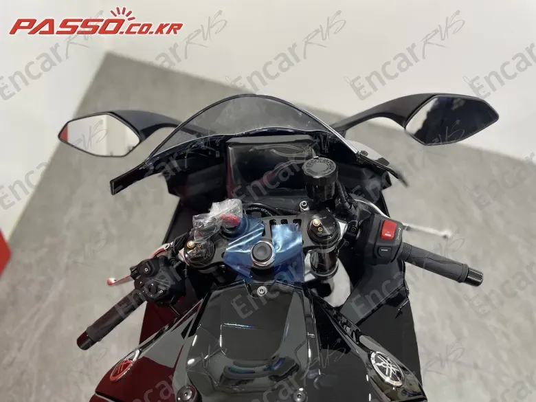 YAMAHA YZF R9 - фото 3