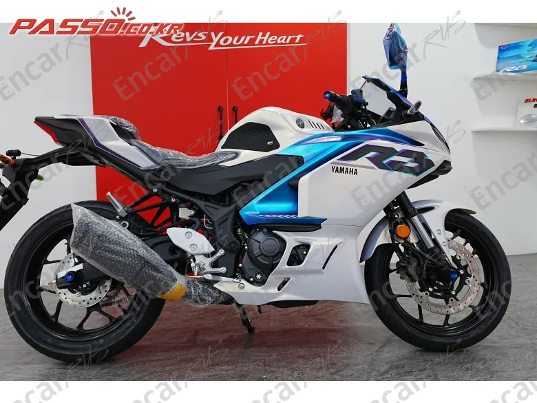 YAMAHA YZF R3 - фото 0