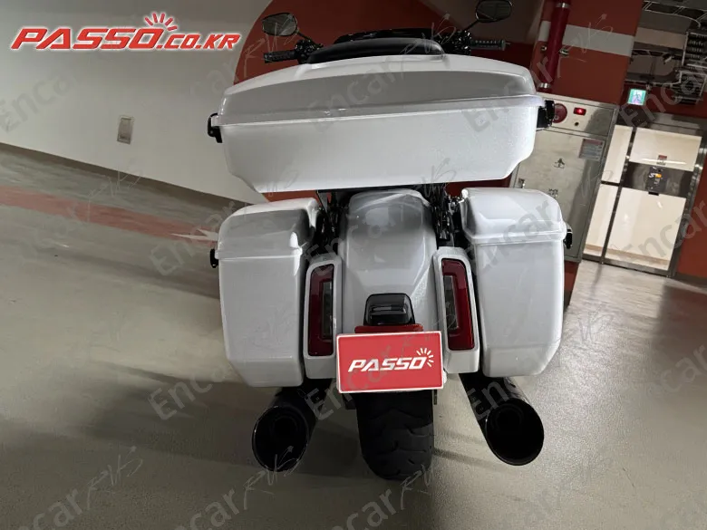 HARLEY-DAVIDSON ROAD GLIDE SPECIAL - фото 2