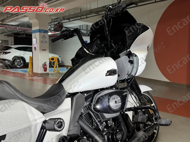 HARLEY-DAVIDSON ROAD GLIDE SPECIAL - фото 4