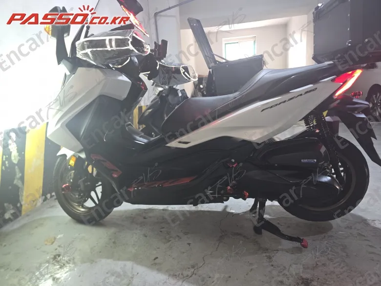 HONDA FORZA 350 - фото 1