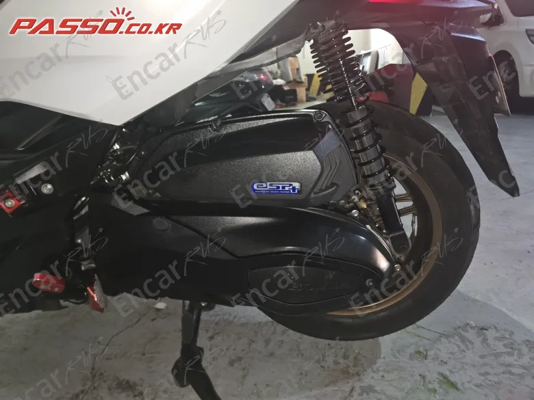 HONDA FORZA 350 - фото 4