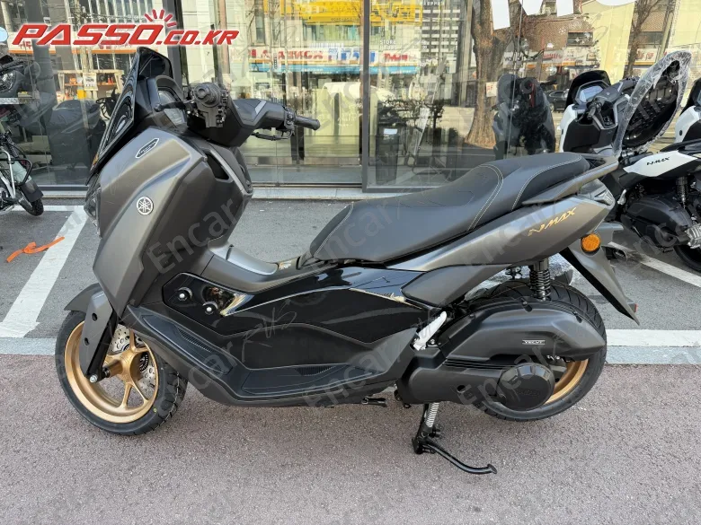 Yamaha N Max 155 - фото 1
