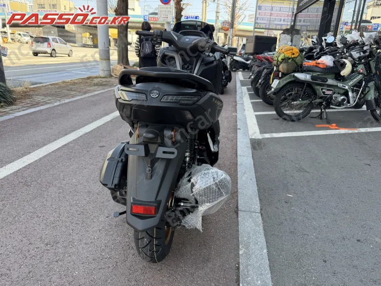 Yamaha N Max 155 - фото 4