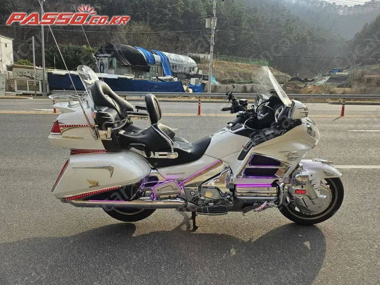 HONDA GOLDWING 1800 - фото 0