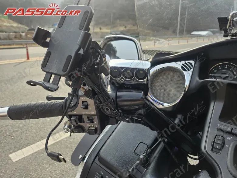 HONDA GOLDWING 1800 - фото 3