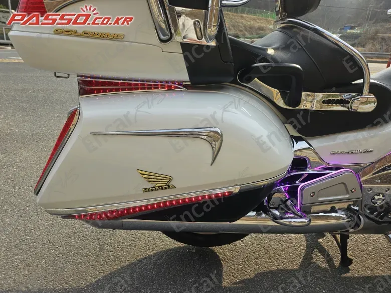HONDA GOLDWING 1800 - фото 6