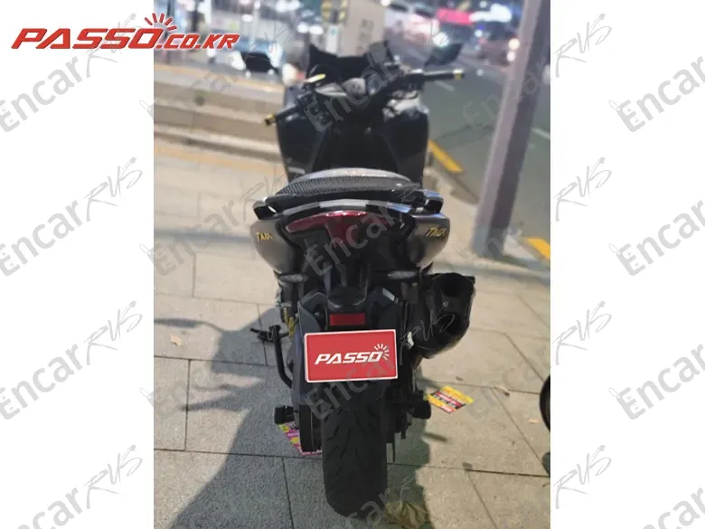 YAMAHA T MAX 560 - фото 2