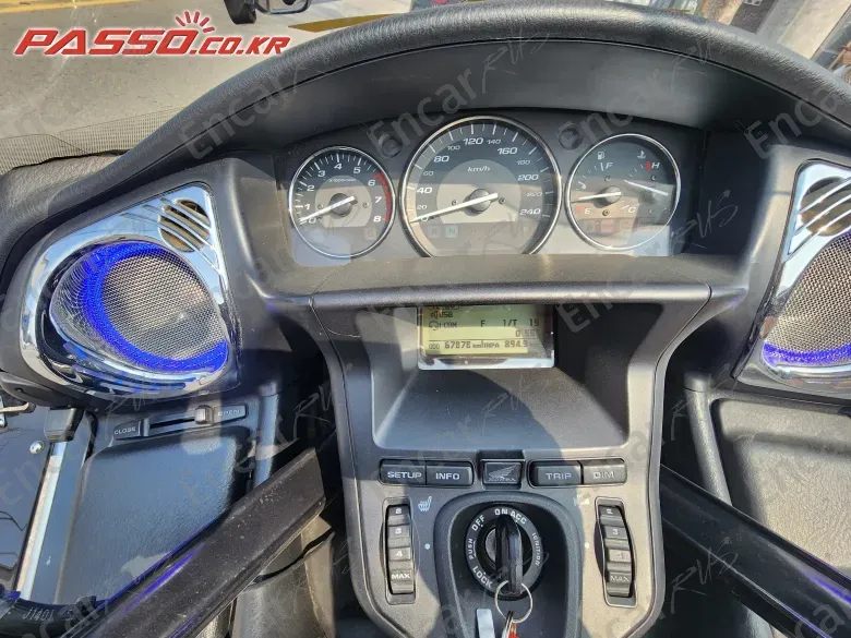 HONDA GOLDWING 1800 - фото 4