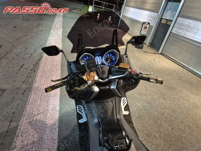 YAMAHA T MAX DX - фото 3