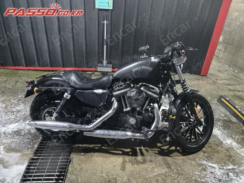 HARLEY-DAVIDSON XL 883 - фото 0