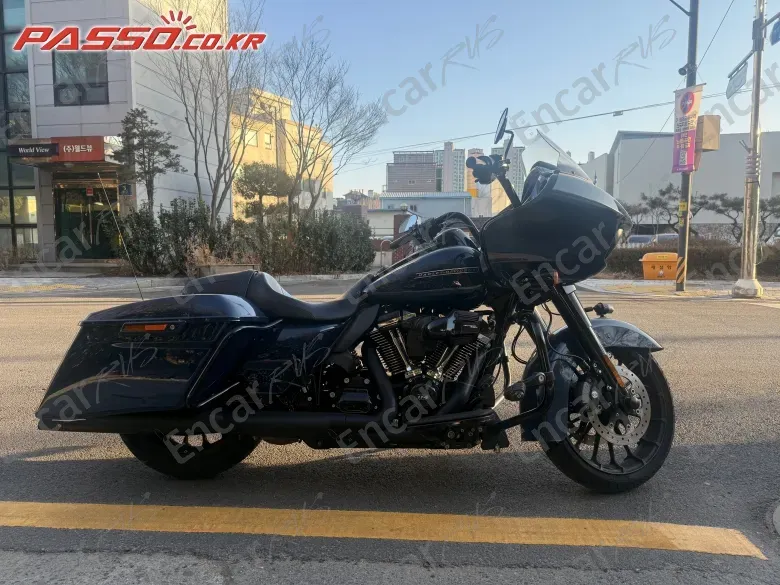 HARLEY-DAVIDSON ROAD GLIDE SPECIAL - фото 0