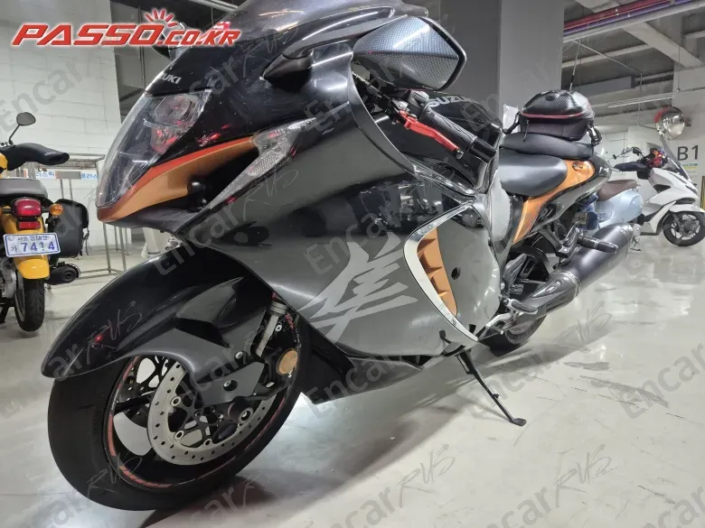 SUZUKI GSX R 1300 HAYABUSA - фото 4