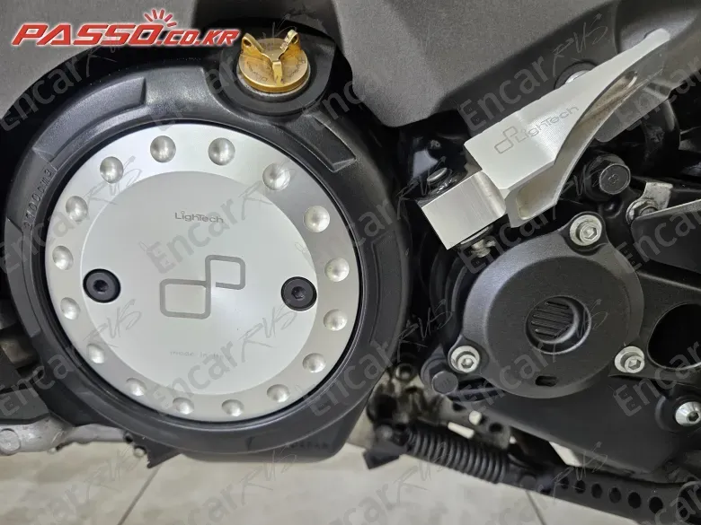 YAMAHA T MAX 530 - фото 4