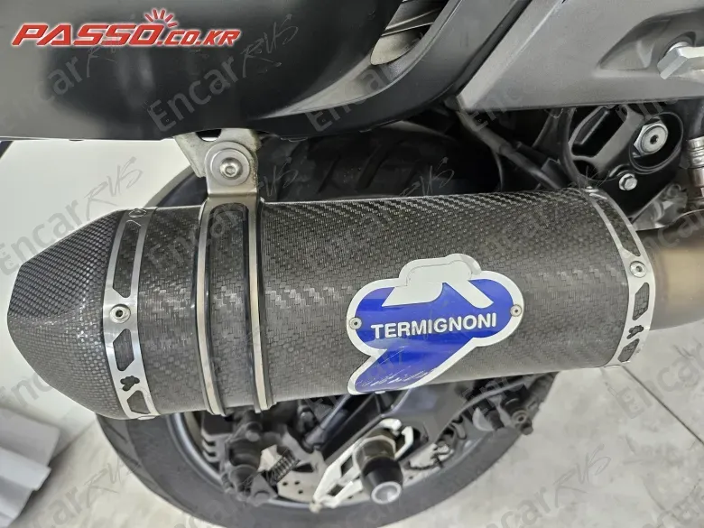 YAMAHA T MAX 530 - фото 6