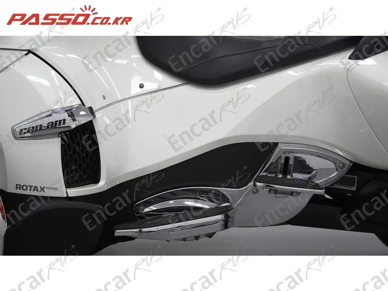 BRP CAN-AM SPYDER RT LIMITED - фото 4