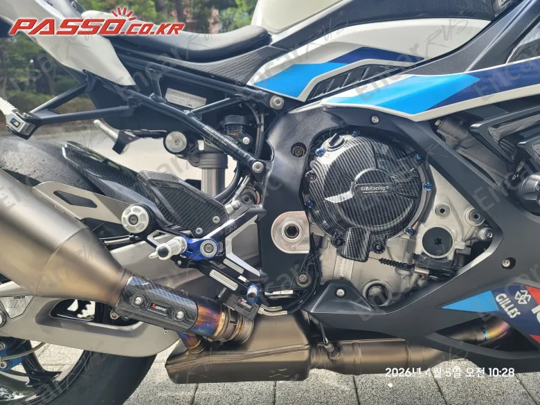 BMW M 1000 RR - фото 6