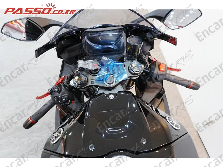 YAMAHA YZF R9 - фото 3