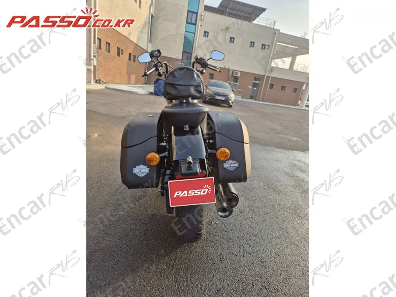 Harley-Davidson Street Bob 114 - фото 2