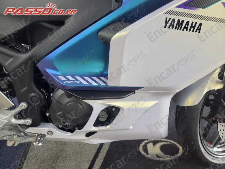YAMAHA YZF R3 - фото 4