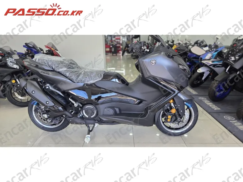 YAMAHA T MAX 560 - фото 0