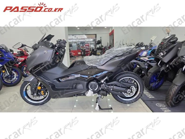YAMAHA T MAX 560 - фото 1