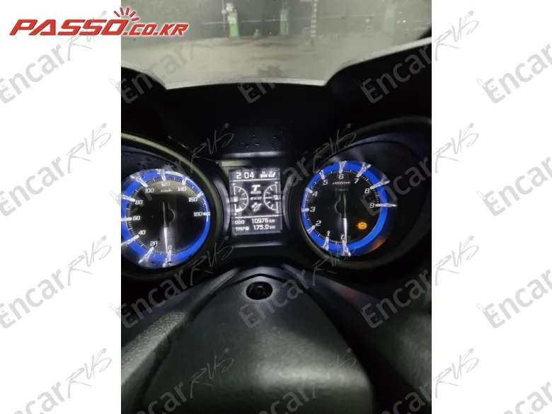 YAMAHA T MAX 560 - фото 3