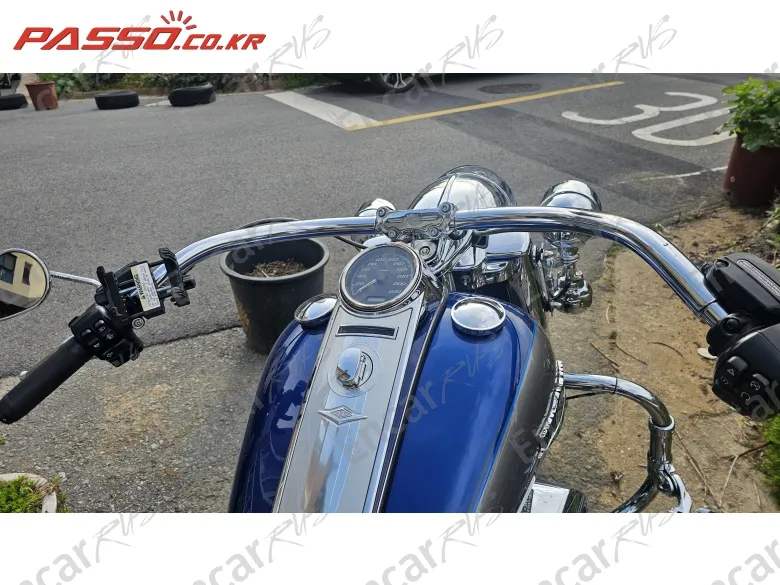 HARLEY-DAVIDSON FLHR - фото 3