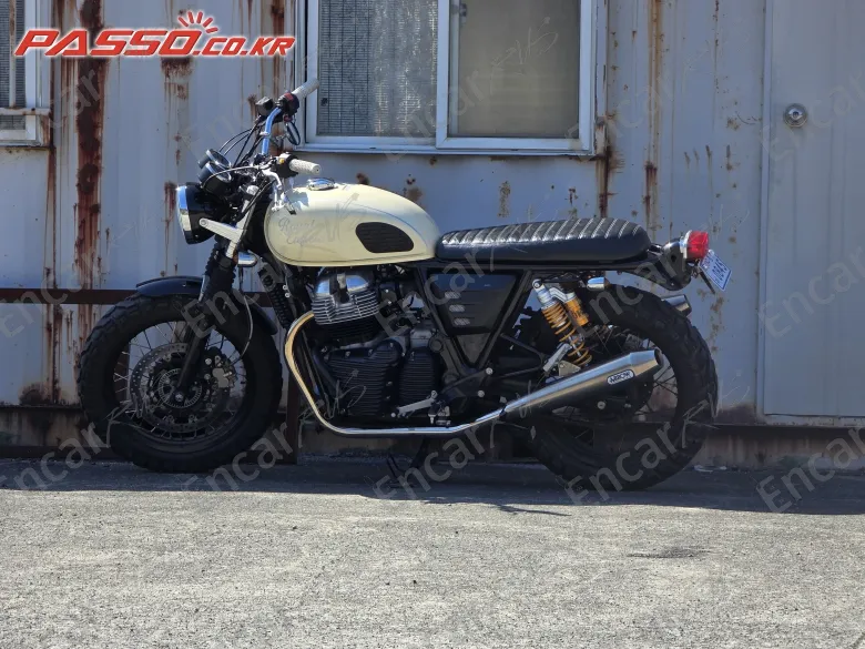 Royal Enfield Interceptor 650 - фото 1