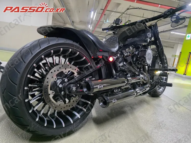 HARLEY-DAVIDSON BREAKOUT 114 - фото 2