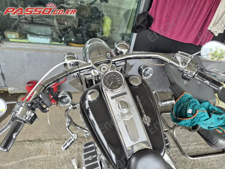 HARLEY-DAVIDSON FLHR - фото 3
