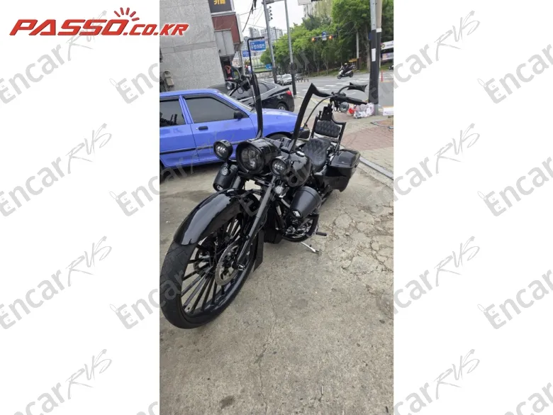 HARLEY-DAVIDSON ROAD KING SPECIAL - фото 1