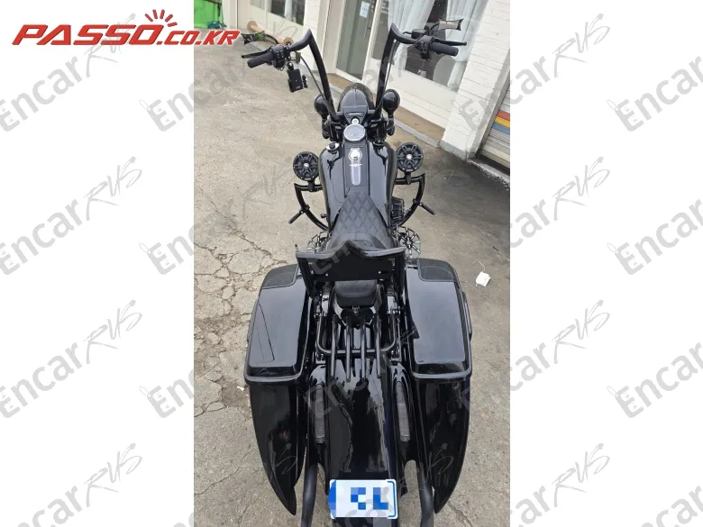 HARLEY-DAVIDSON ROAD KING SPECIAL - фото 2