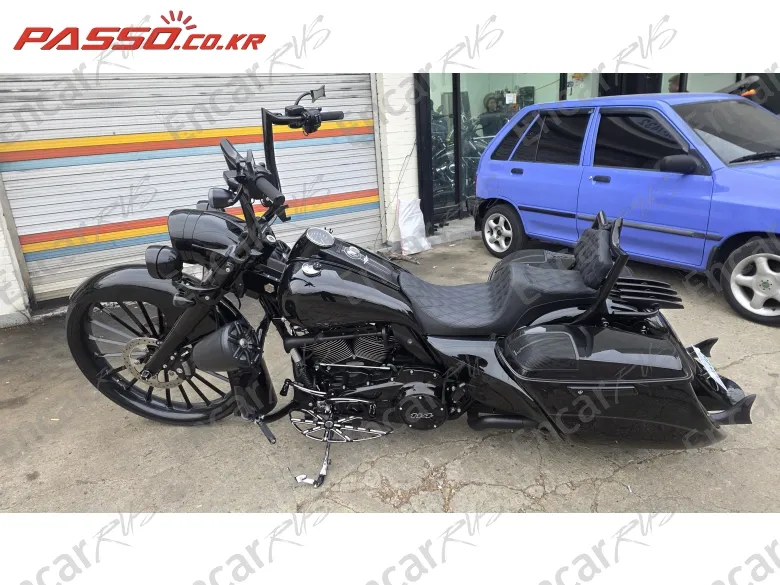 HARLEY-DAVIDSON ROAD KING SPECIAL - фото 3