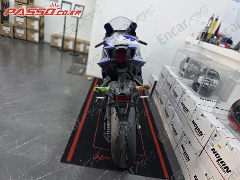 Yamaha Yzf R9 - фото 3