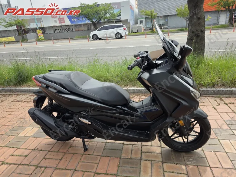 HONDA FORZA 350 - фото 0