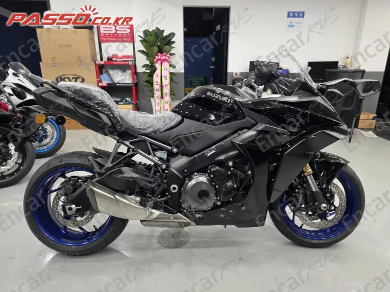 SUZUKI GSX S 1000 GT - фото 0