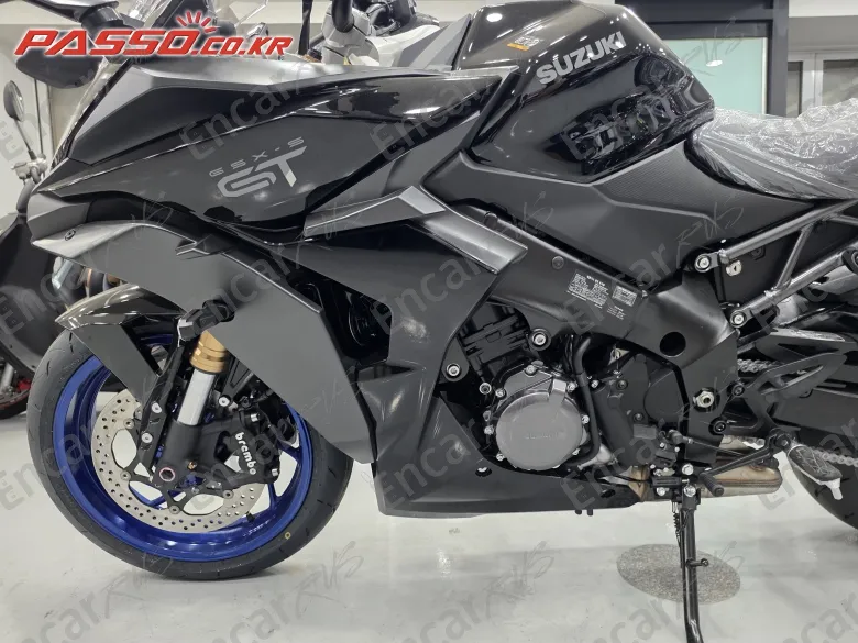 SUZUKI GSX S 1000 GT - фото 4