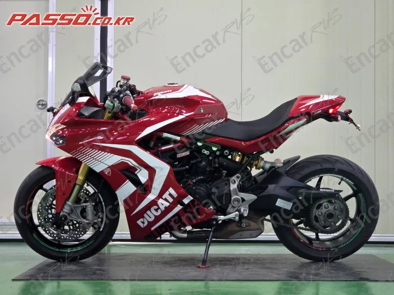 Ducati Supersport S - фото 1