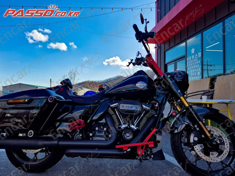 HARLEY-DAVIDSON ROAD KING SPECIAL - фото 0
