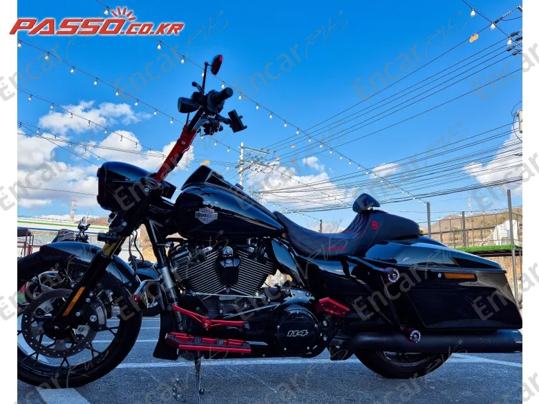 HARLEY-DAVIDSON ROAD KING SPECIAL - фото 1