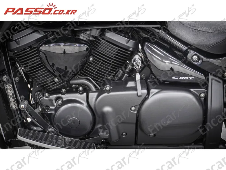 SUZUKI INTRUDER C 1500 T - фото 4