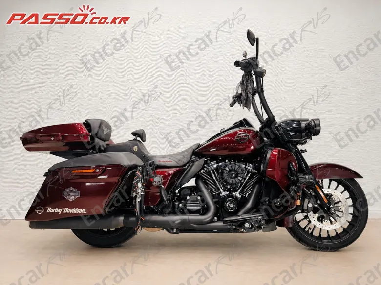 HARLEY-DAVIDSON ROAD KING SPECIAL - фото 0