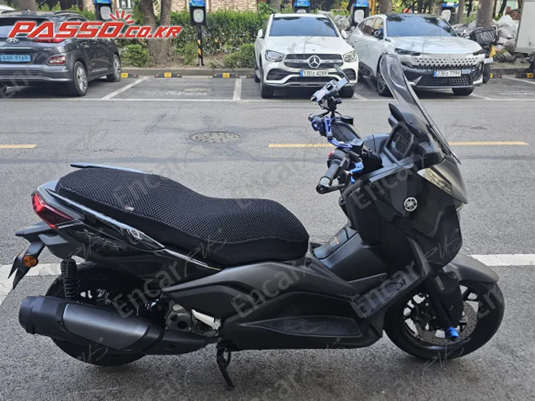 YAMAHA X MAX 300 ABS - фото 0