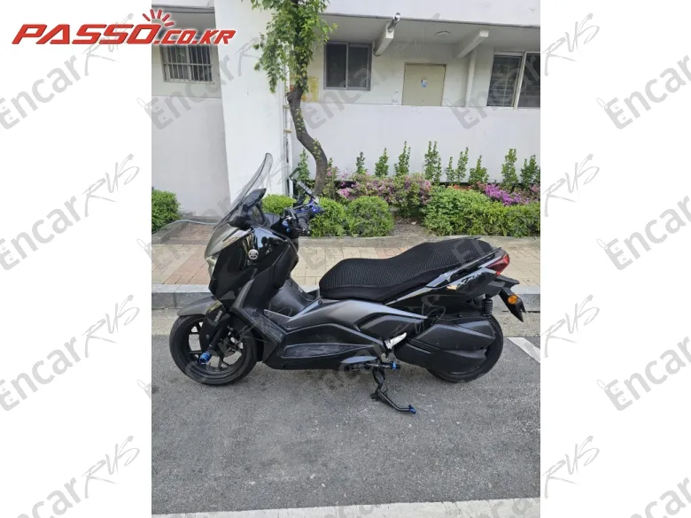 YAMAHA X MAX 300 ABS - фото 1