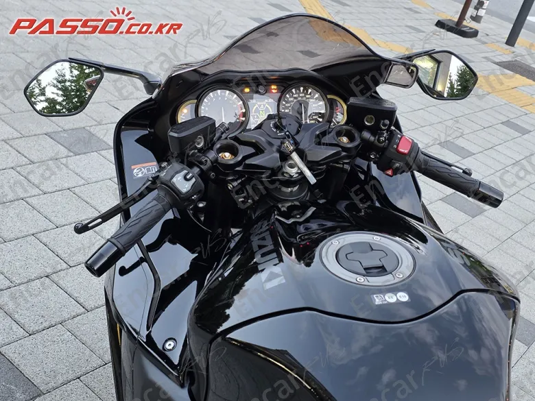 SUZUKI GSX R 1300 HAYABUSA - фото 3