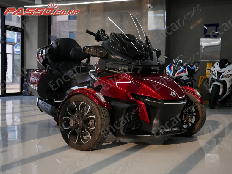BRP CAN-AM SPYDER RT - фото 0