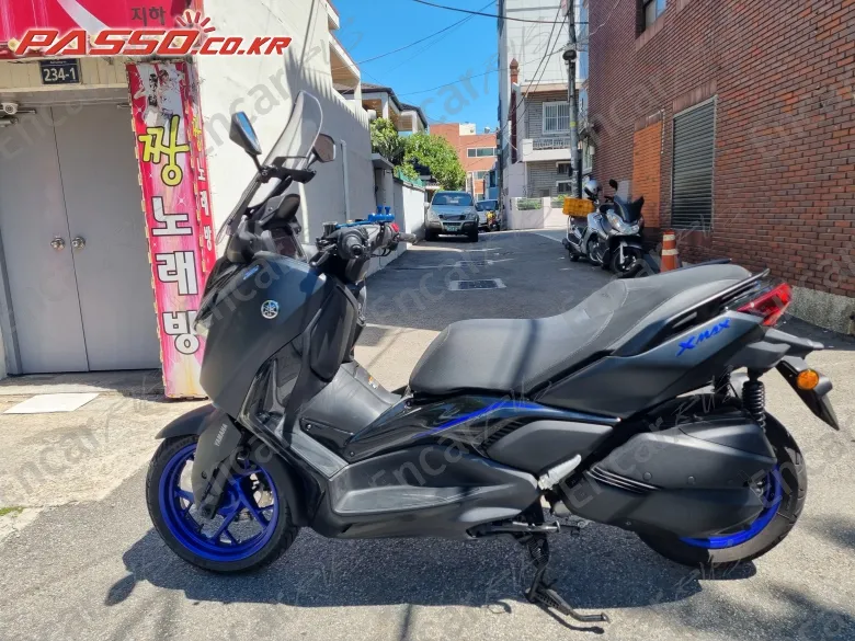 YAMAHA X MAX 300 ABS - фото 1